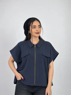 وست زنانه زیپ‌دار آستین کوتاه سرمه‌ای وست سیلک